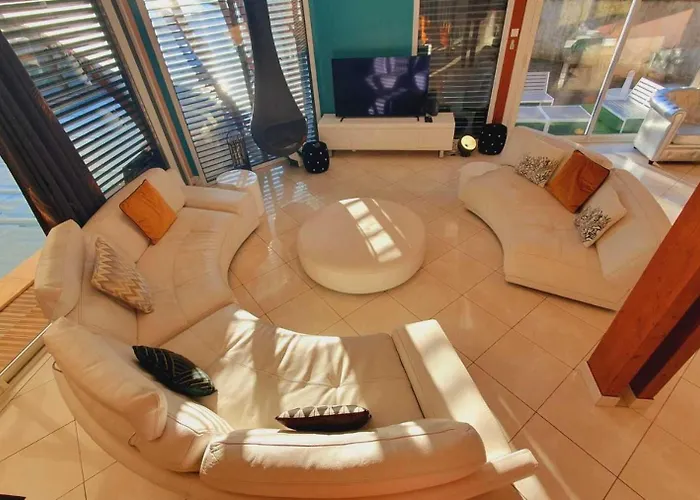 Zen Piscine Privee & Jacuzzi Clim Wifi - Rossiconciergerie - Linge Inclus *